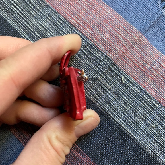 Ruby red purse brooch - Picture 5 of 7